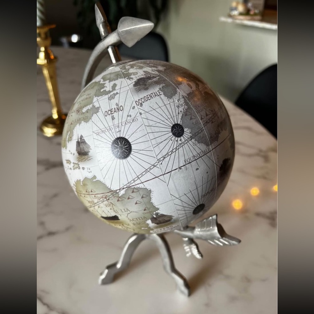 Decorative Silver aged spinning tabletop Globe - Picture 2 of 2